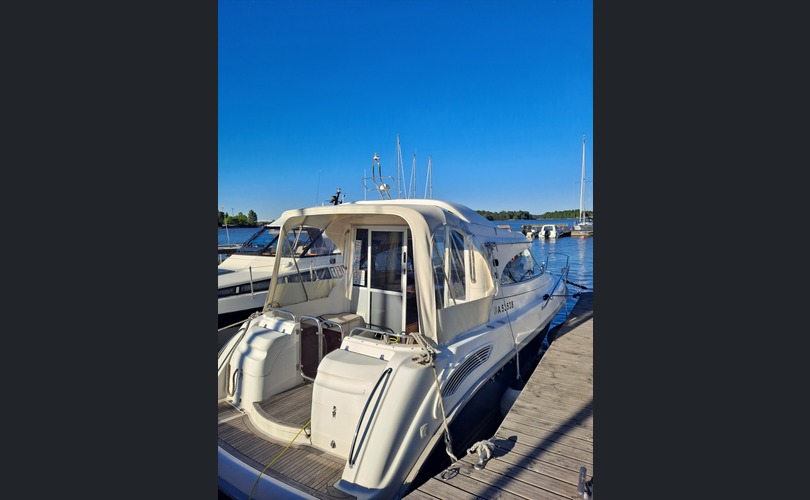 Bella 850 Bella 850 Mercruiser 5,0 MPI-kuva-4